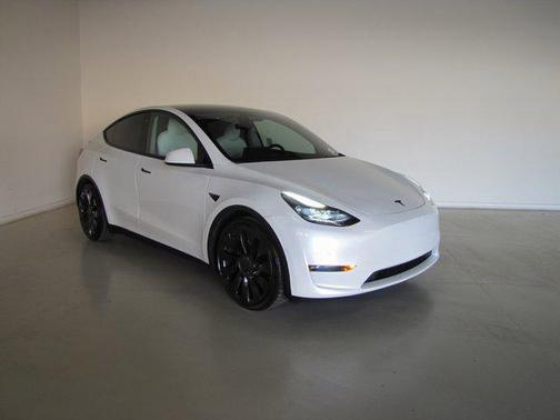 2022 Tesla Model Y Performance Dual Motor All-Wheel Drive