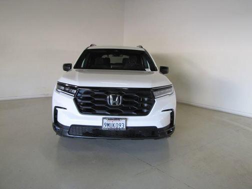 White 2025 Honda Pilot Sport