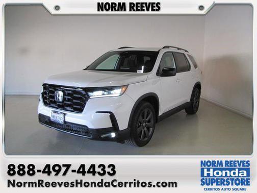 White 2025 Honda Pilot Sport