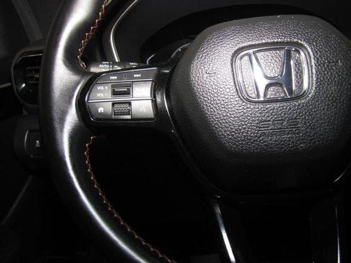 White 2025 Honda Pilot Sport