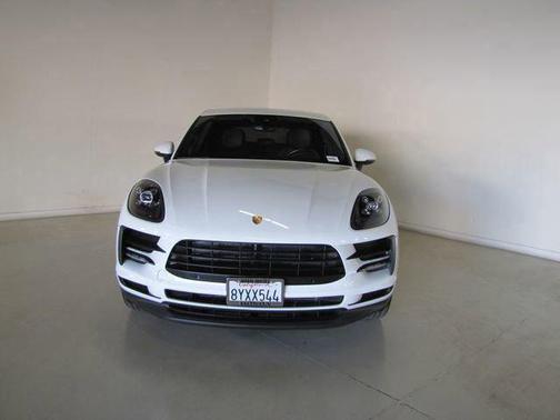 White 2021 Porsche Macan Macan