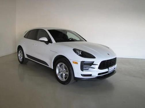 White 2021 Porsche Macan Macan