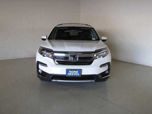 White 2021 Honda Pilot Touring 8-Passenger
