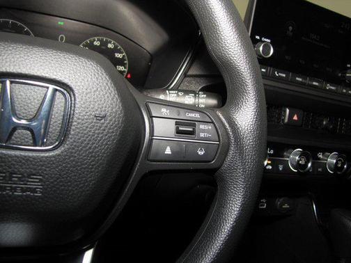 2025 Honda CR-V LX AWD