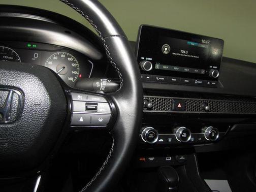 White 2024 Honda Civic Sport