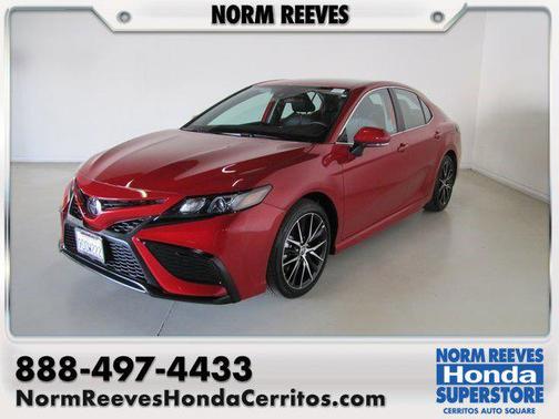 2022 Toyota Camry SE