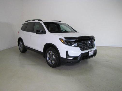 2023 Honda Passport AWD TrailSport