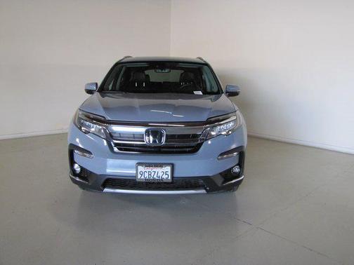 2022 Honda Pilot Touring 8-Passenger