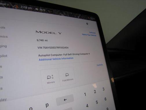 2024 Tesla Model Y Long Range Dual Motor All-Wheel Drive