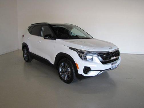 2023 Kia Seltos S