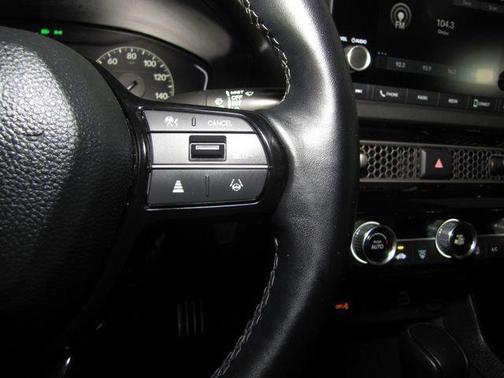 White 2024 Honda Civic Sport