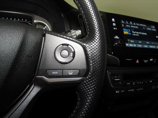 White 2023 Honda Passport AWD EX-L