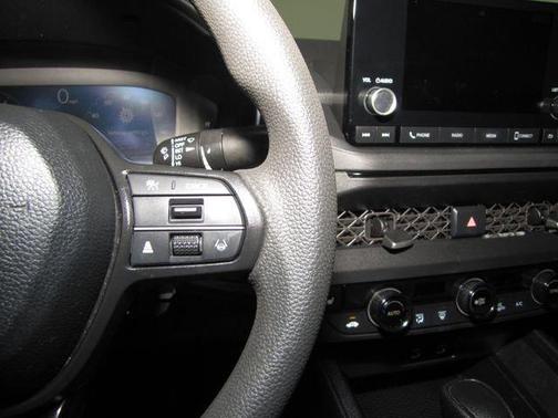 White 2023 Honda Accord EX