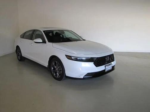 White 2023 Honda Accord EX
