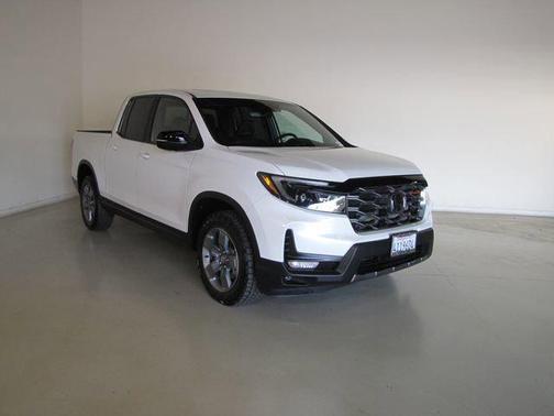 White 2025 Honda Ridgeline TrailSport