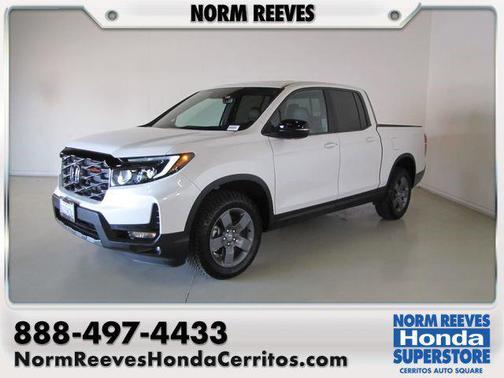 White 2025 Honda Ridgeline TrailSport