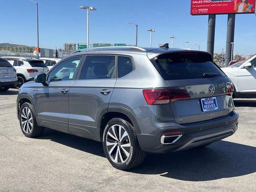 Gray 2023 Volkswagen Taos 1.5T SE