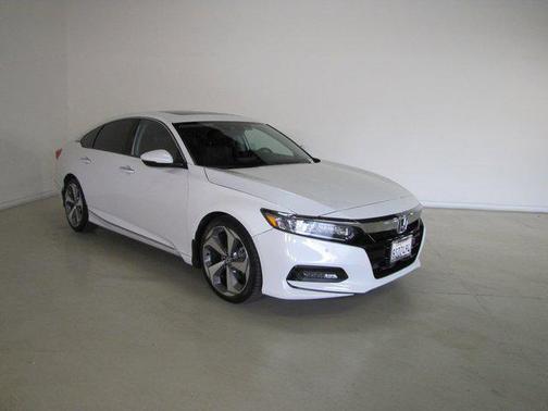 2020 Honda Accord Touring 2.0T