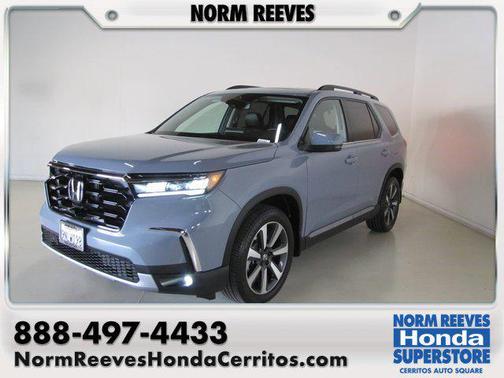 2023 Honda Pilot Touring 8-Passenger