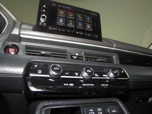 2023 Honda Pilot Touring 8-Passenger