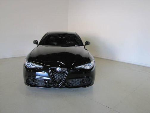 Black 2020 Alfa Romeo Giulia Ti Sport