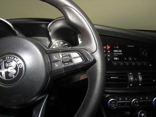 Black 2020 Alfa Romeo Giulia Ti Sport
