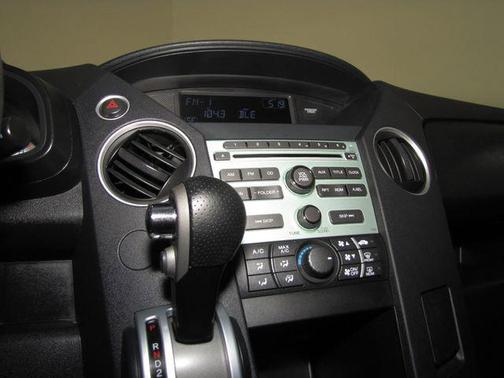 Red 2010 Honda Pilot LX