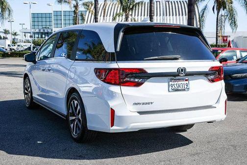 White 2025 Honda Odyssey EX-L