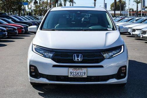 White 2025 Honda Odyssey EX-L