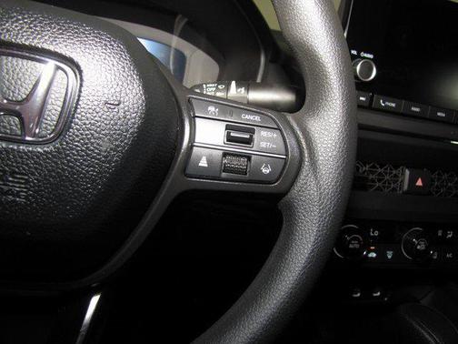 2025 Honda Accord LX 1.5T