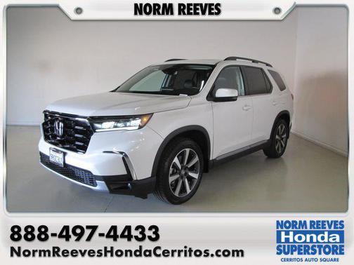 White 2025 Honda Pilot Touring 8-Passenger