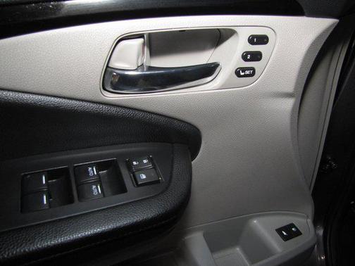 2022 Honda Pilot Touring 8-Passenger