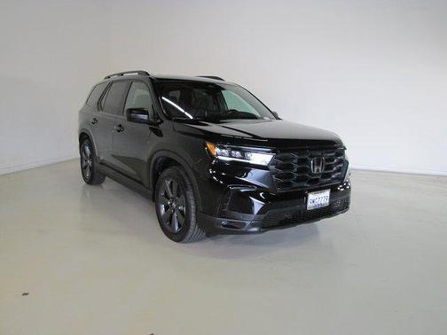 2025 Honda Pilot Sport