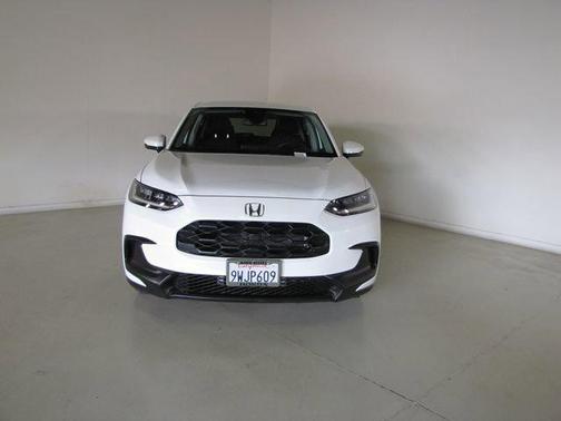 White 2026 Honda HR-V LX