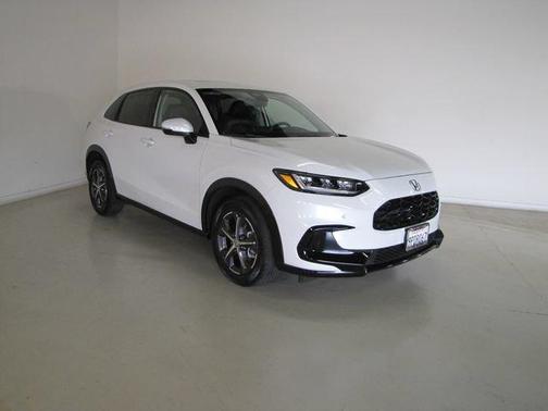 White 2025 Honda HR-V EX-L
