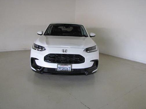 White 2025 Honda HR-V EX-L