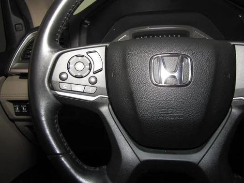 Red 2021 Honda Odyssey EX-L