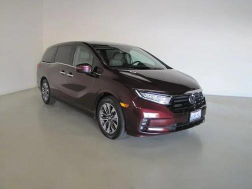 Red 2021 Honda Odyssey EX-L