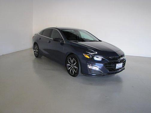 2025 Chevrolet Malibu FWD RS