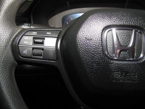 White 2025 Honda Accord LX 1.5T