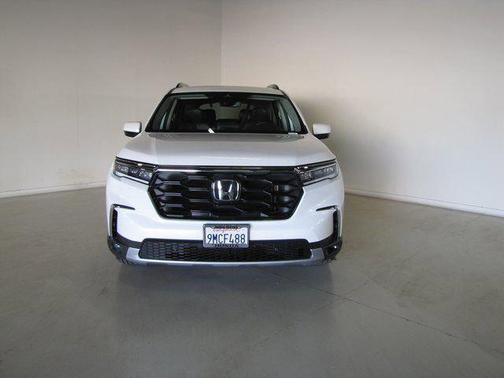 2024 Honda Pilot Touring 8-Passenger