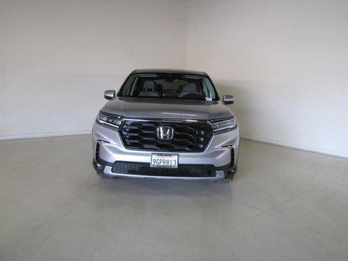 2023 Honda Pilot 2WD EX-L 8 Passenger