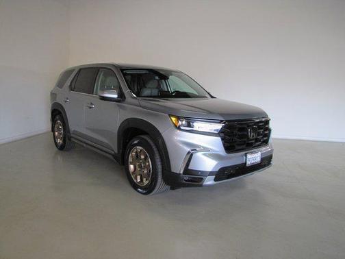 2023 Honda Pilot 2WD EX-L 8 Passenger