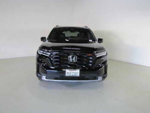 2023 Honda Pilot AWD TrailSport
