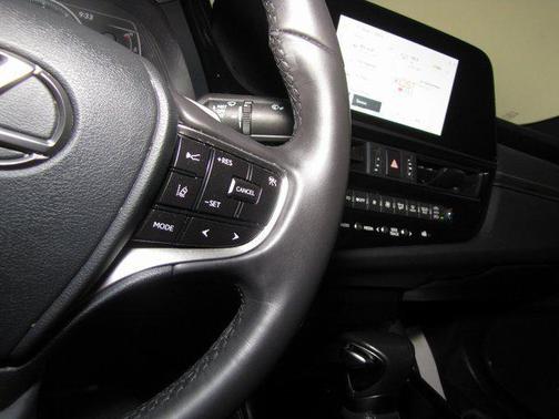 2023 Lexus ES 350 Base