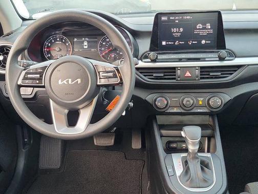 Black 2024 Kia Forte LXS