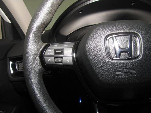 White 2023 Honda Civic LX