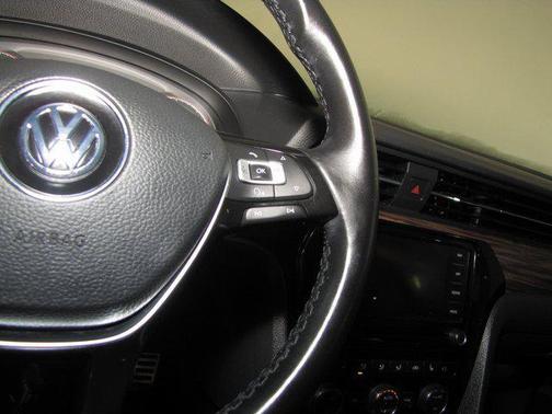 2020 Volkswagen Passat 2.0T SE