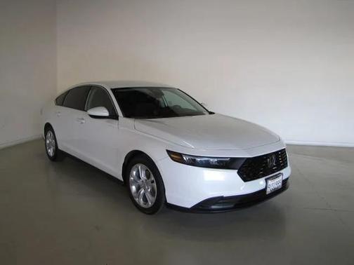 White 2025 Honda Accord LX 1.5T