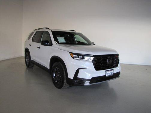 2024 Honda Pilot TrailSport